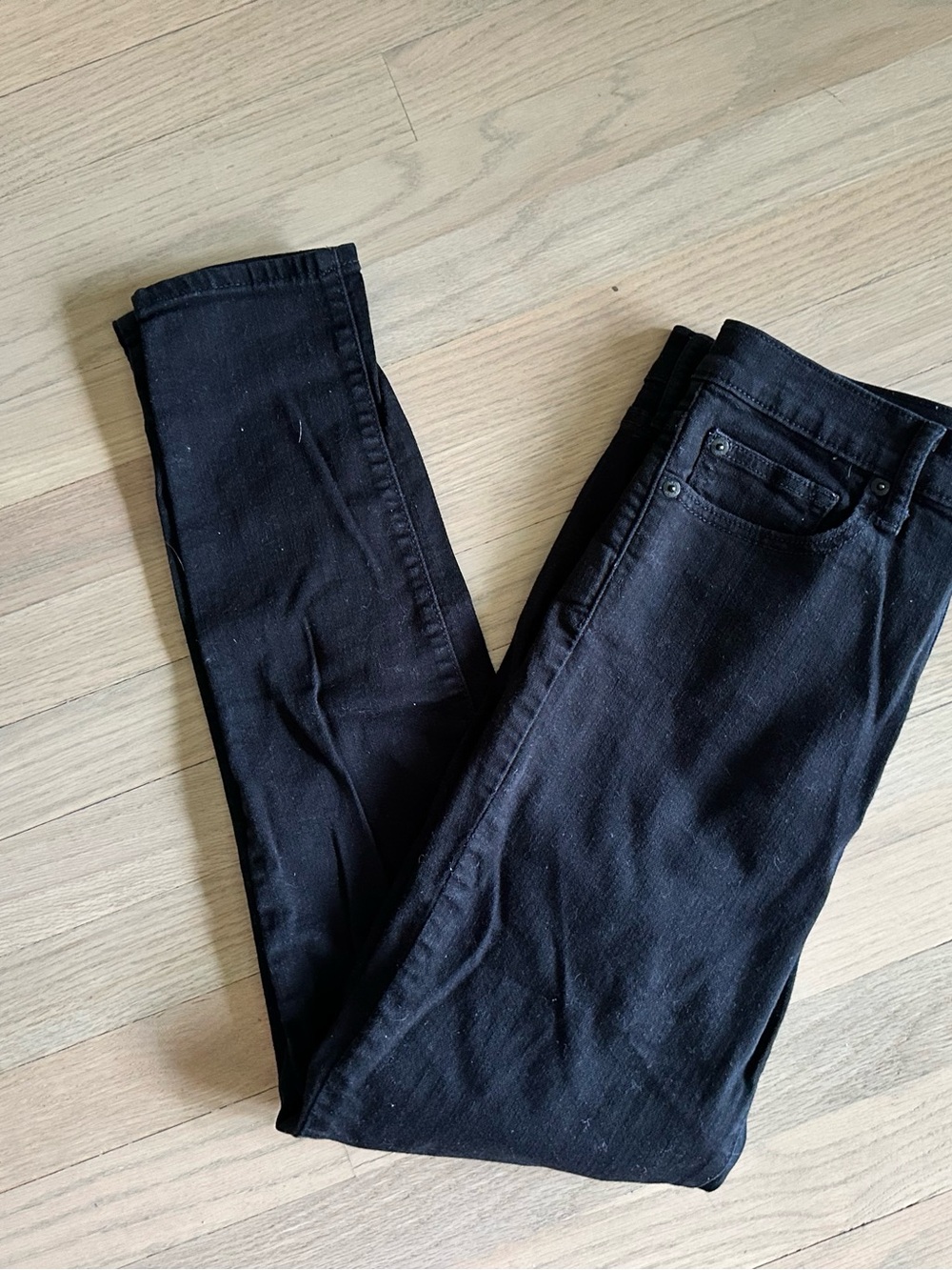 GAP Women's Black Skinny Jeans